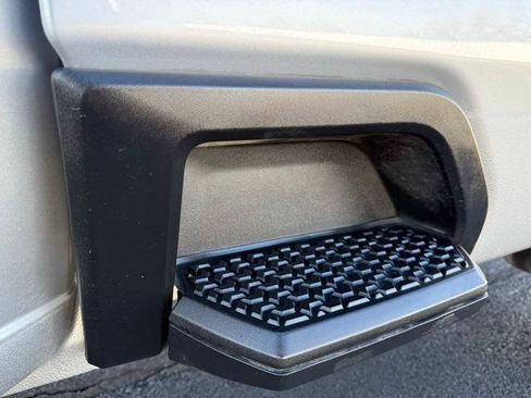 Used 2021 Chevrolet Silverado 3500 LTZ w/ LTZ Premium Package image 23