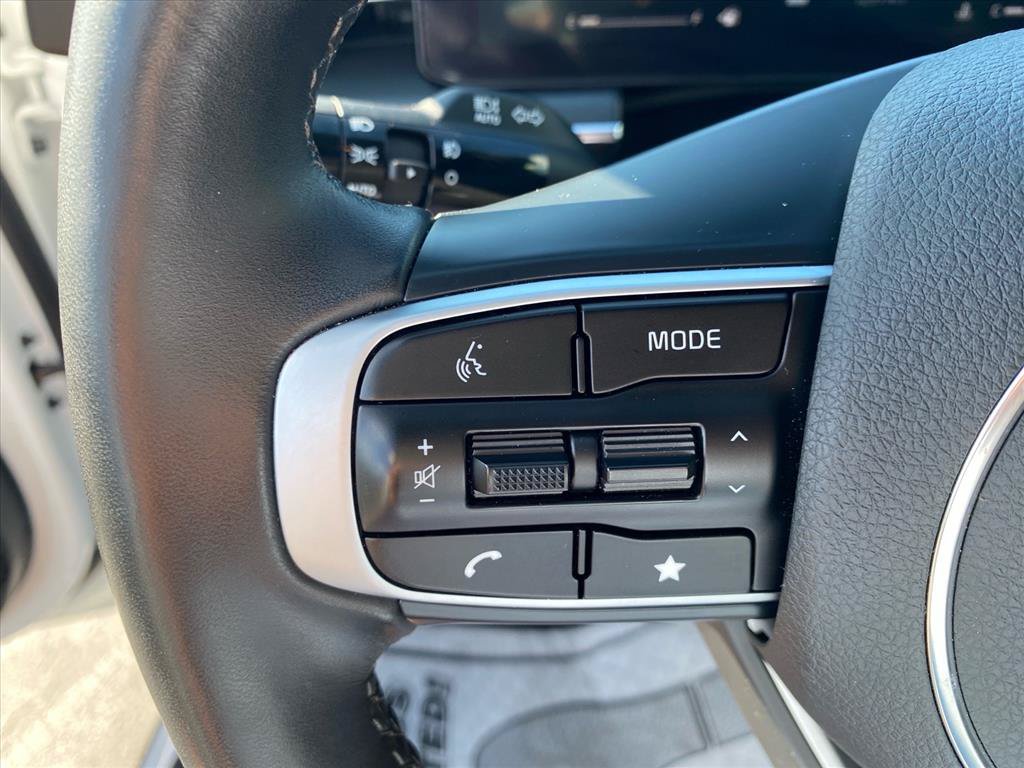 Used 2025 Kia K5 GT-Line AWD/4WD image 18