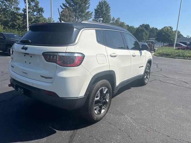 Used 2018 Jeep Compass Trailhawk w/ Leather Interior Group AWD/4WD image 4