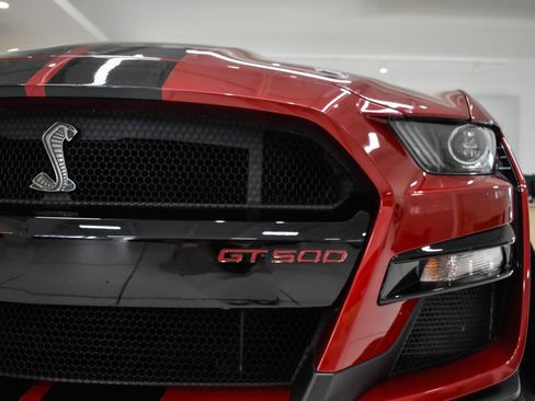 Used 2020 Ford Mustang Shelby GT500 w/ Technology Package RWD image 9