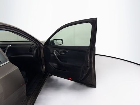 Used 2014 Nissan Altima 2.5 S FWD image 28