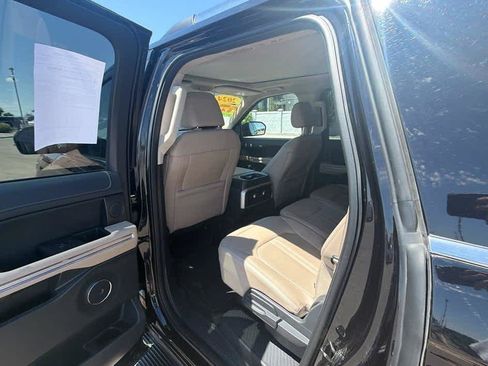 Used 2024 Ford Expedition Max Limited AWD/4WD image 19