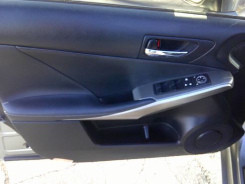 Used 2015 Lexus IS 250 AWD image 22