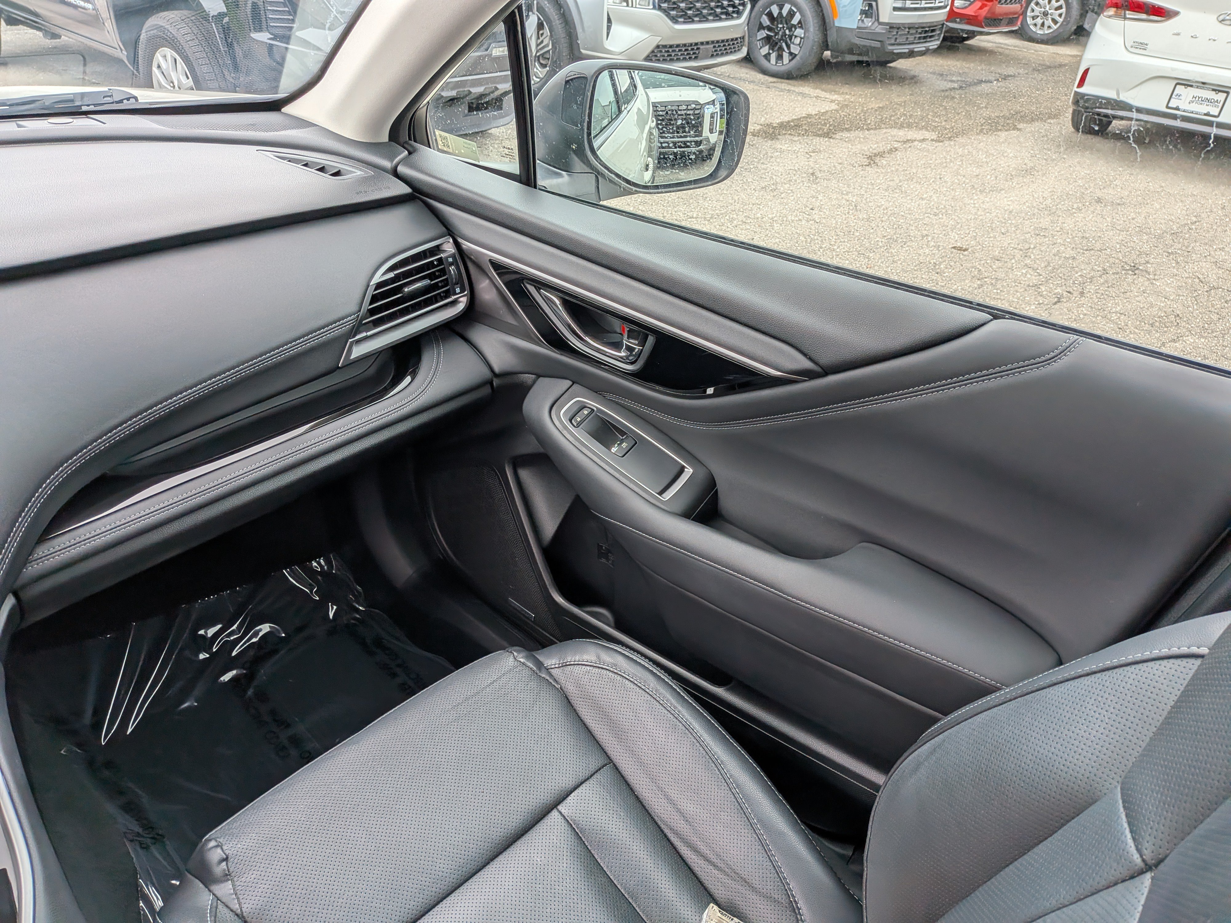 Certified 2023 Subaru Outback Touring XT AWD/4WD image 19