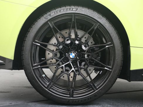 Used 2025 BMW M4 Coupe w/ M Carbon Exterior Package image 30