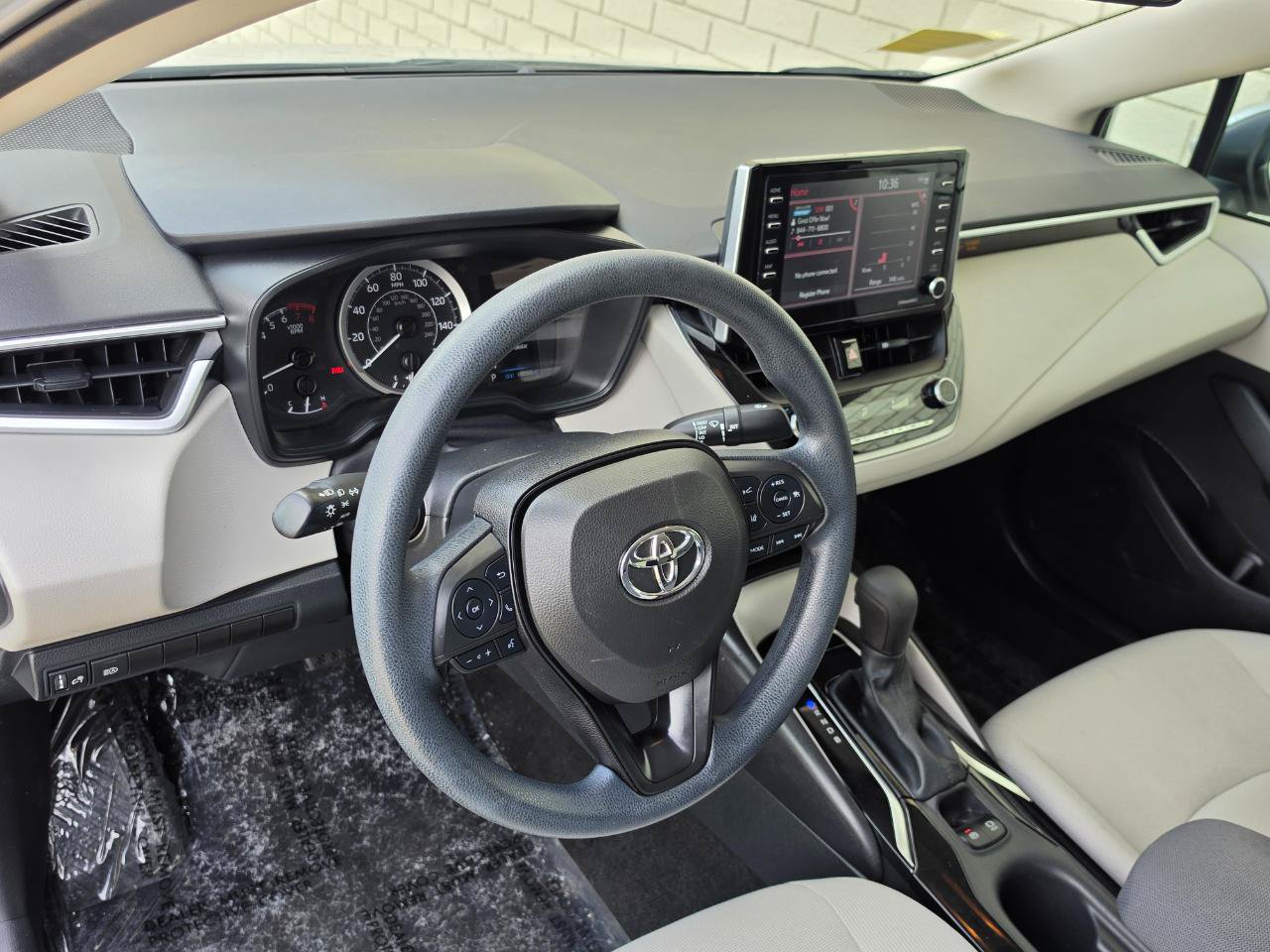 Used 2021 Toyota Corolla LE FWD image 10
