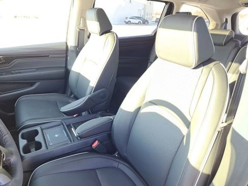 New 2026 Honda Odyssey Elite image 5