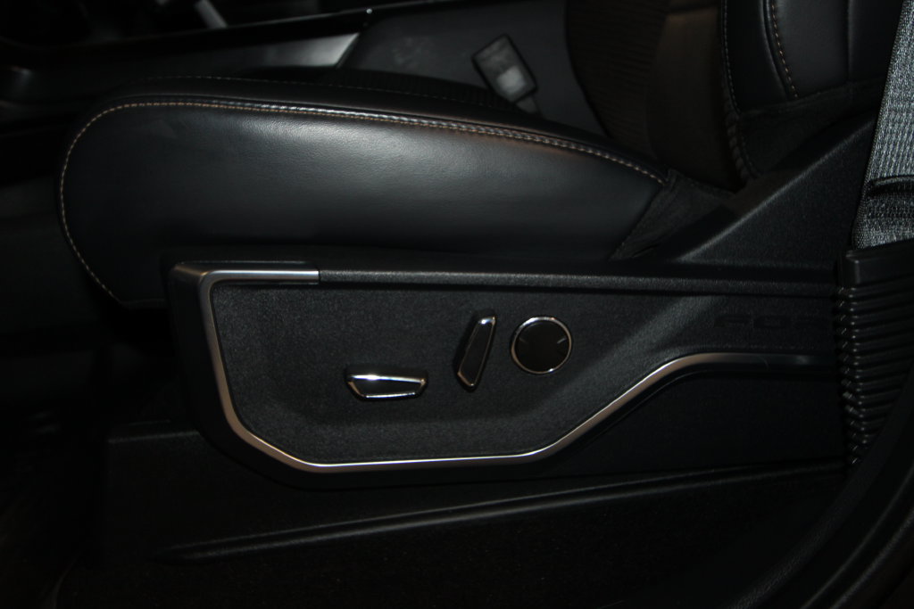 Used 2023 Ford F150 Raptor AWD/4WD image 9