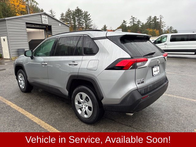 Used 2021 Toyota RAV4 LE AWD/4WD image 5