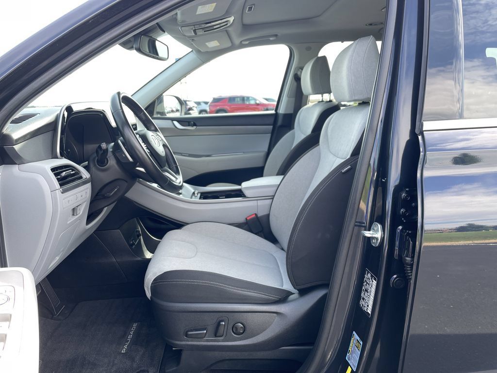 Used 2020 Hyundai Palisade SEL w/ Convenience Package AWD/4WD image 17