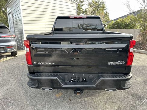 Certified 2025 Chevrolet Silverado 1500 High Country w/ Technology Package image 5