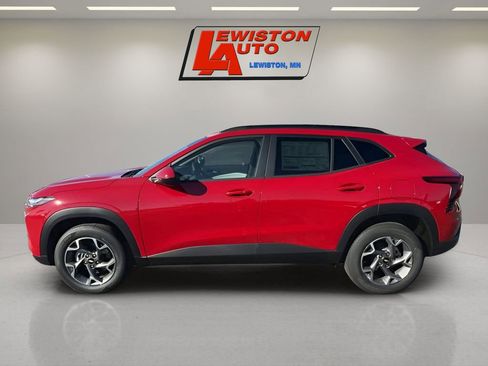 New 2026 Chevrolet Trax LT w/ Driver Confidence Package image 5