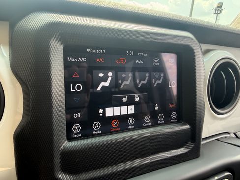 Used 2021 Jeep Wrangler Unlimited Sport AWD/4WD image 41