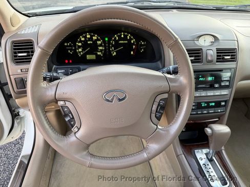Used 2001 INFINITI I30 image 29