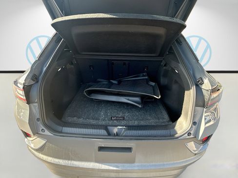 Used 2023 Volkswagen ID.4 Pro S image 27