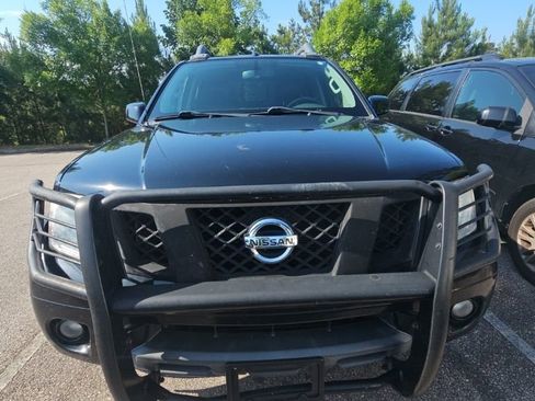 Used 2014 Nissan Frontier PRO-4X w/ Pro-4x Luxury Package AWD/4WD image 2