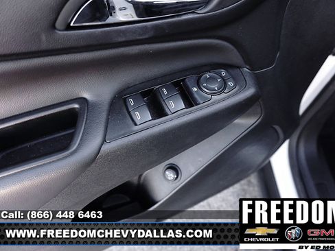 Certified 2024 Chevrolet Equinox LT image 33