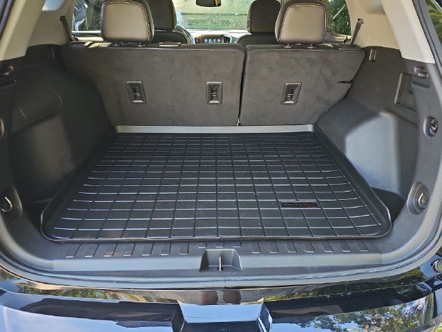 Used 2024 GMC Terrain SLT AWD/4WD image 20
