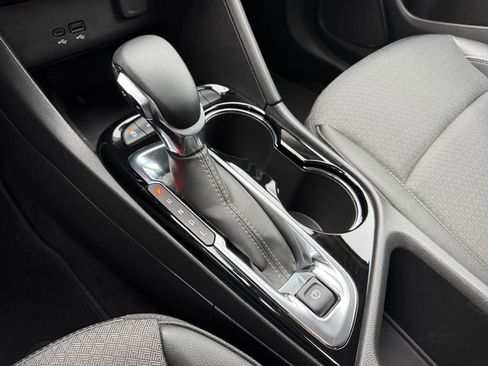 Used 2025 Buick Encore GX Preferred image 41