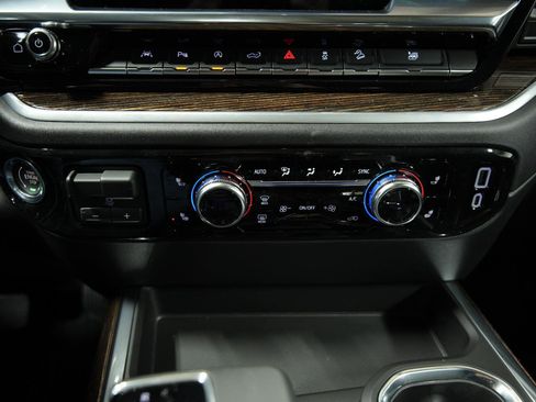 New 2026 GMC Sierra 1500 Elevation w/ Elevation Premium Package image 32