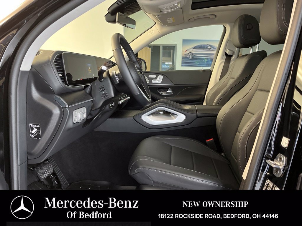 Used 2026 Mercedes-Benz GLS 450 4MATIC image 9