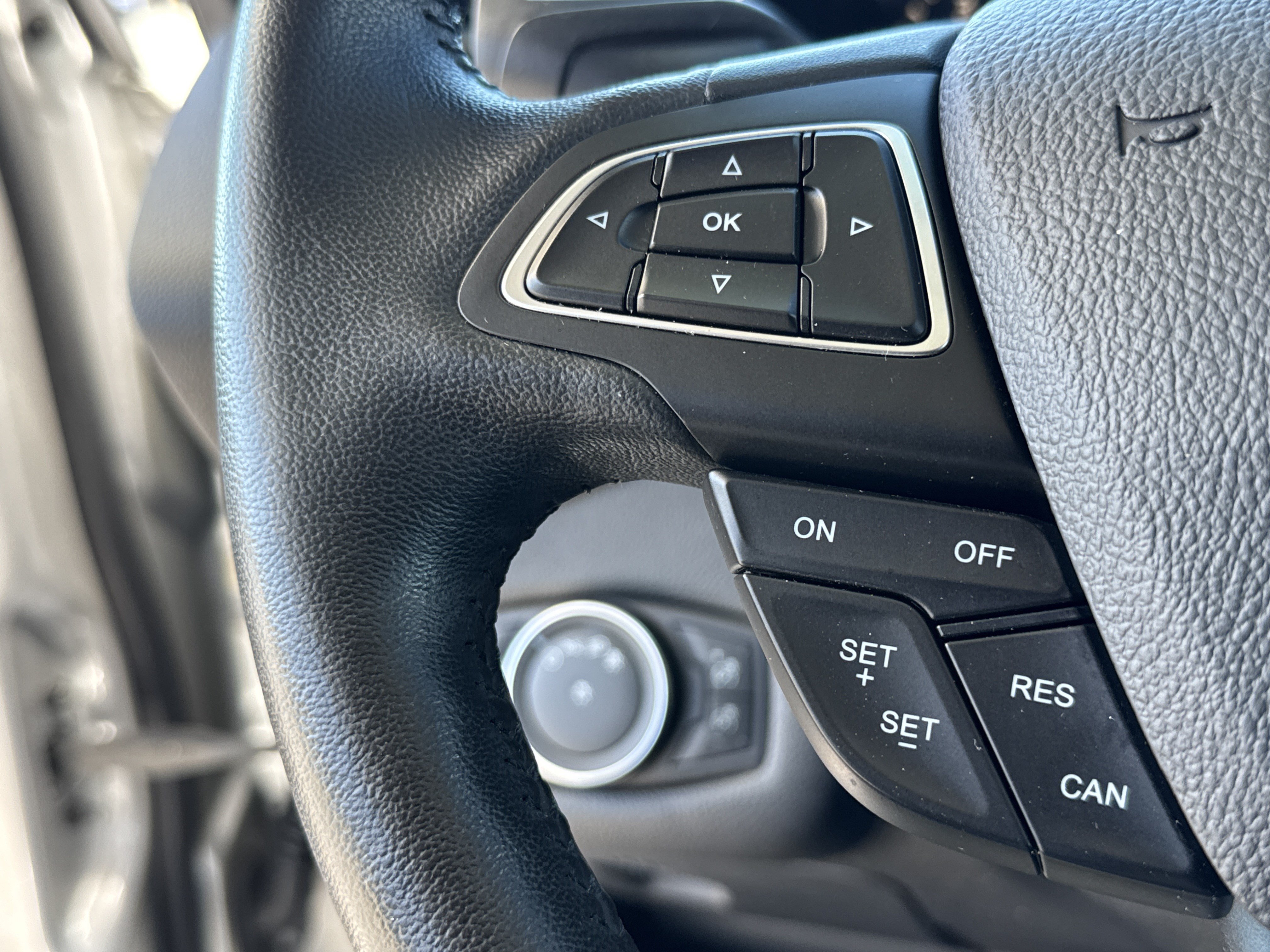 Used 2019 Ford Escape SEL FWD image 19