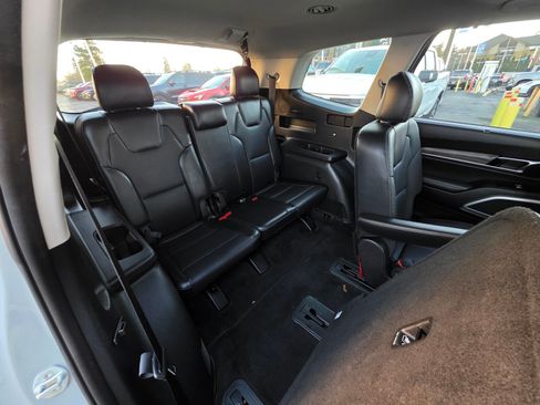 Used 2022 Kia Telluride EX w/ EX Premium Package image 29