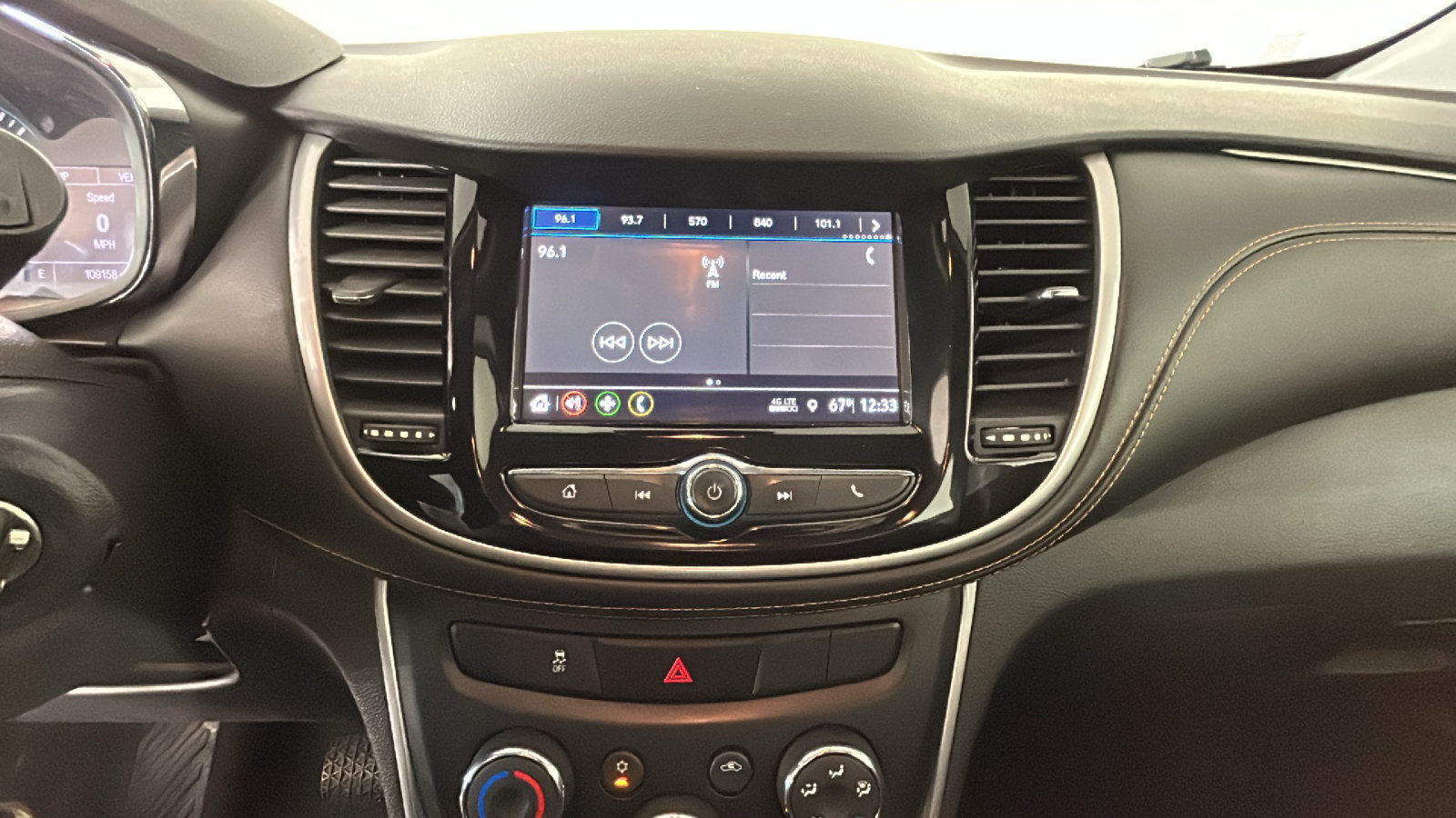 Used 2018 Chevrolet Trax LS AWD/4WD image 26