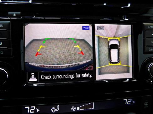 Used 2019 Nissan Rogue SV w/ Premium Package image 18