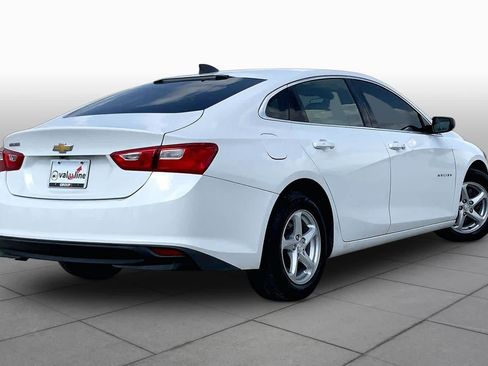 Used 2017 Chevrolet Malibu LS FWD image 13