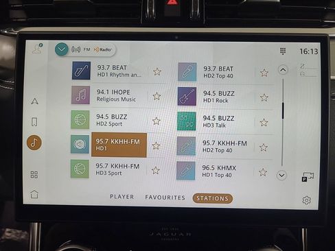 Used 2024 Jaguar XF R-Dynamic SE image 23