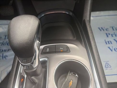 Used 2024 Chevrolet Malibu LT image 17
