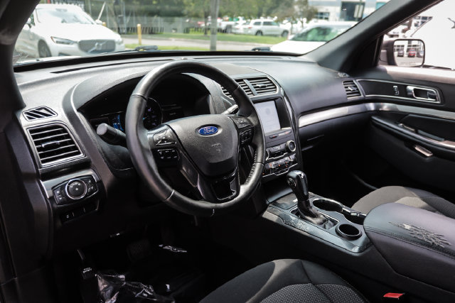 Used 2019 Ford Explorer XLT w/ Equipment Group 201A FWD image 21