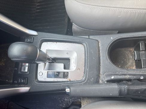 Used 2017 Subaru Forester 2.5i Limited w/ Popular Package #2 image 6