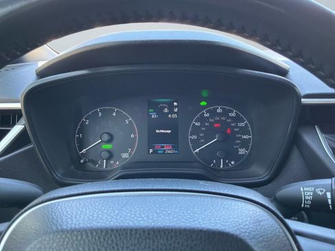 Used 2024 Toyota Corolla SE w/ SE Package FWD image 12