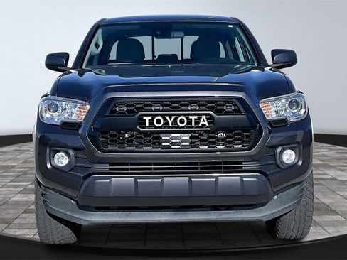 Used 2019 Toyota Tacoma SR5 image 4