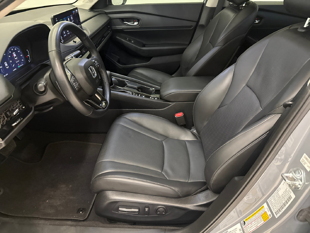 Used 2025 Honda Accord EX-L image 17