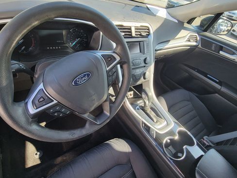 Used 2014 Ford Fusion SE image 15