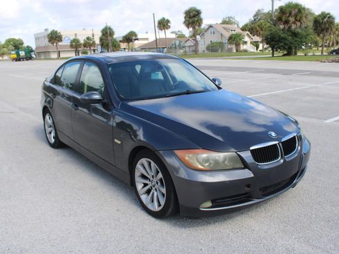 Used 2006 BMW 325i Sedan RWD image 23