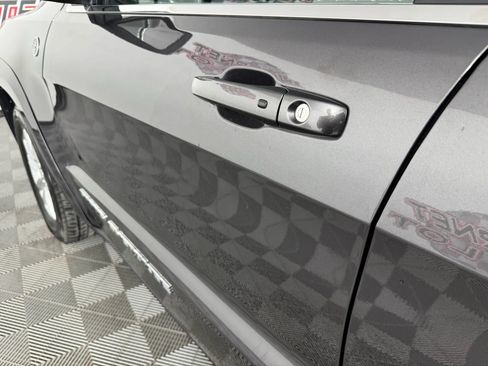 Used 2021 Jeep Grand Cherokee Laredo image 24