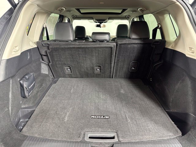 Used 2023 Nissan Rogue SV w/ SV Premium B Package FWD image 21