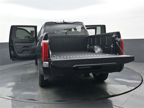 New 2026 Toyota Tundra SR image 33