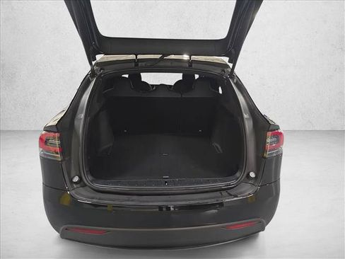 Used 2020 Tesla Model X Long Range AWD/4WD image 13