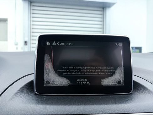 Used 2016 MAZDA MAZDA3 i Touring FWD image 19