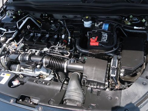 Used 2022 Honda Accord Sport image 41