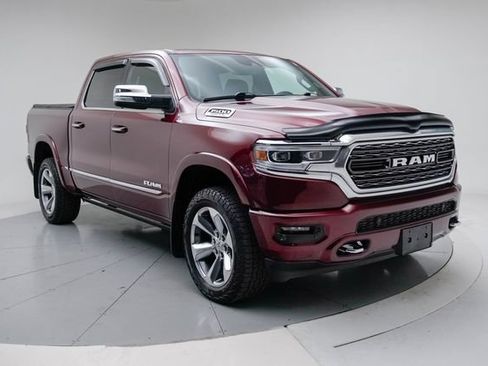 Used 2022 RAM 1500 Limited w/ Body Color Bumper Group AWD/4WD image 10