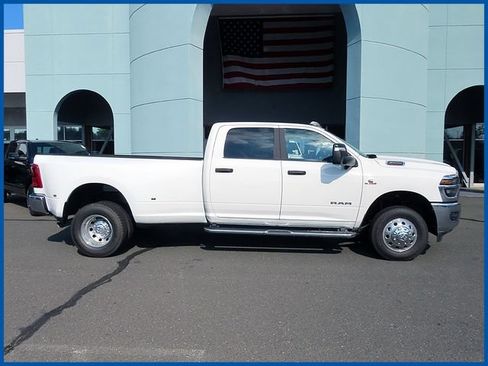 New 2026 RAM 3500 Big Horn AWD/4WD image 2