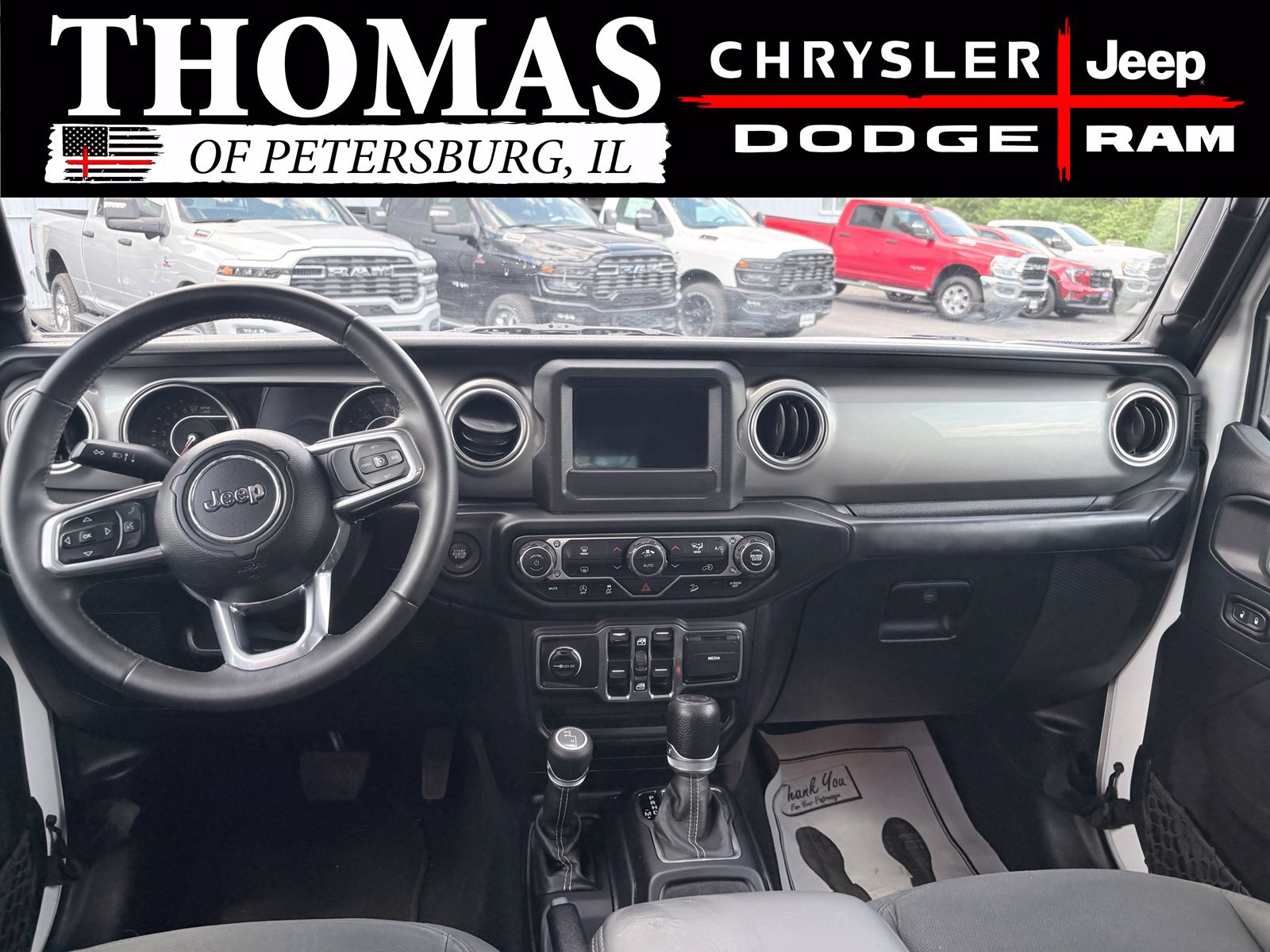 Used 2019 Jeep Wrangler Unlimited Sahara AWD/4WD image 12