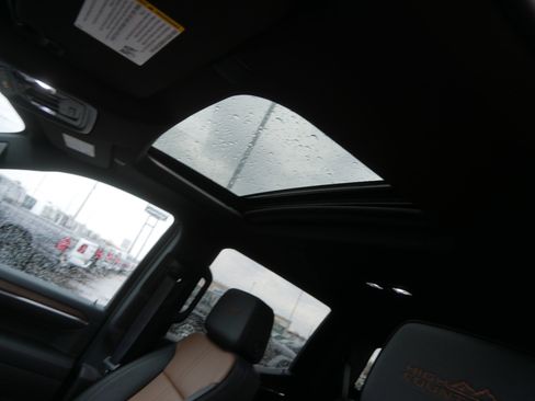 Used 2023 Chevrolet Silverado 1500 High Country w/ High Country Premium Package image 21