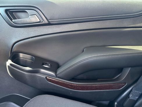 Used 2018 GMC Yukon SLE w/ Convenience Package image 18